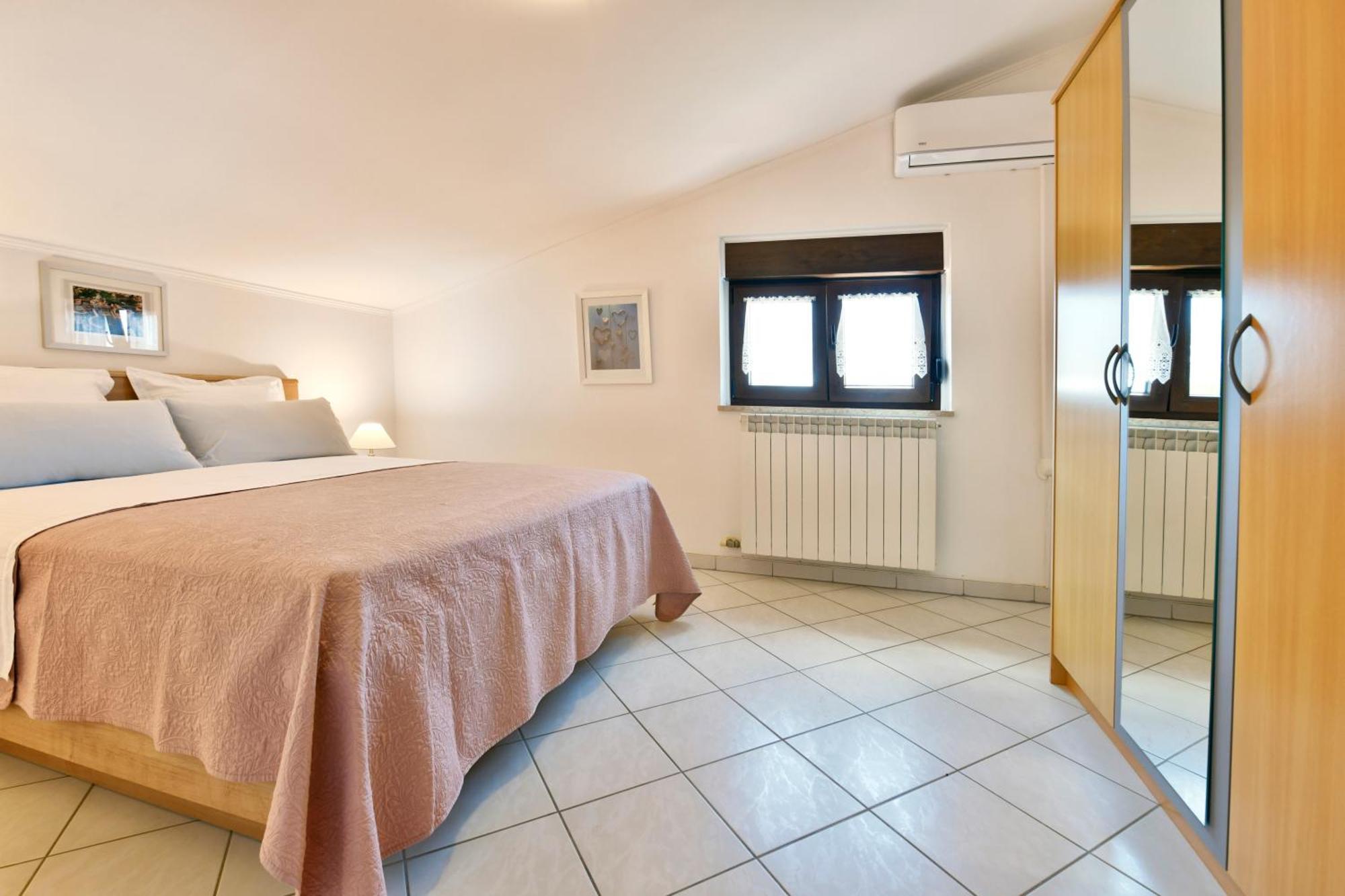 Apartments Pilic Rosini Екстериор снимка