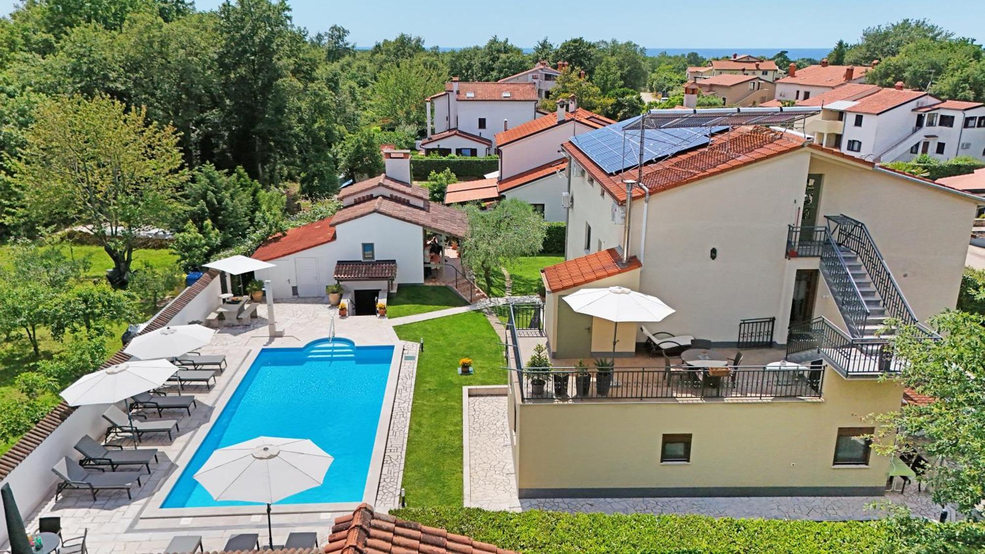 Apartments Pilic Rosini Екстериор снимка