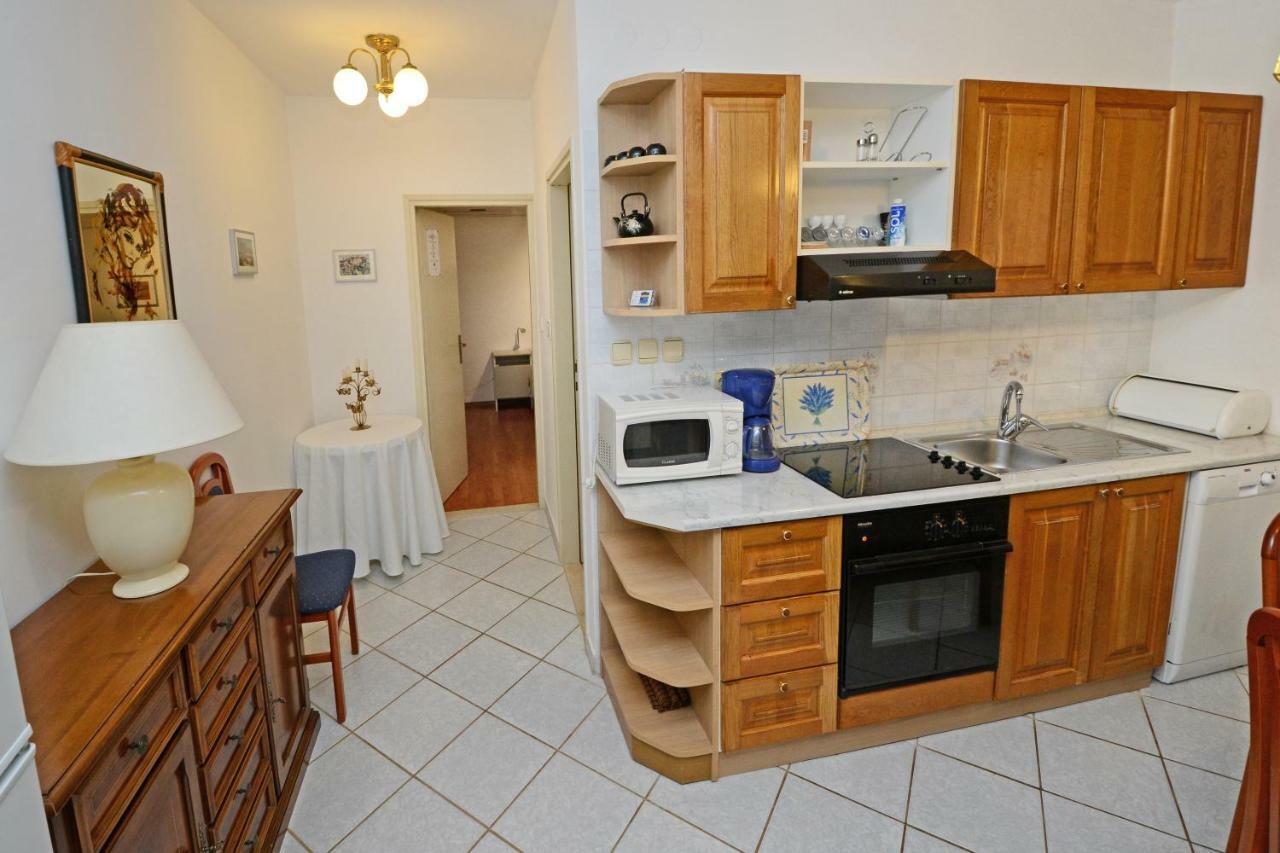 Apartments Pilic Rosini Екстериор снимка