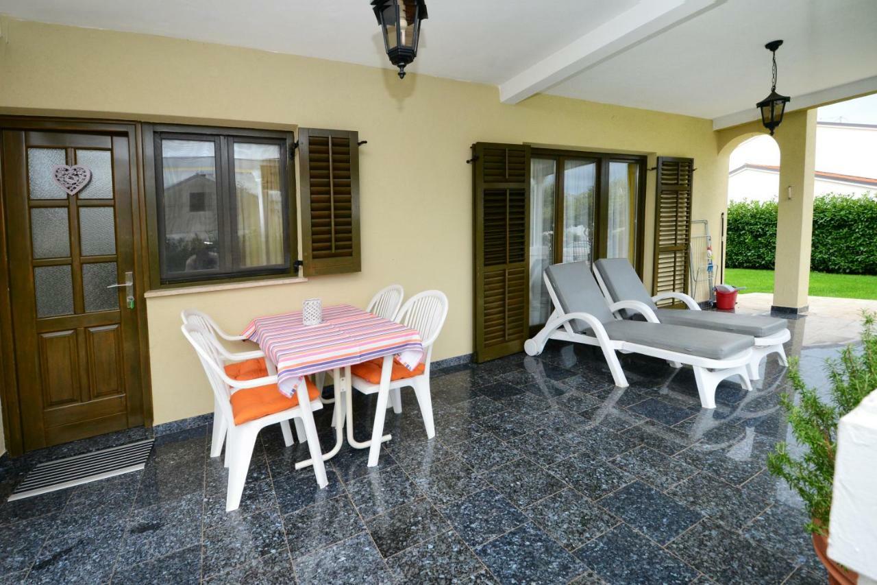 Apartments Pilic Rosini Екстериор снимка